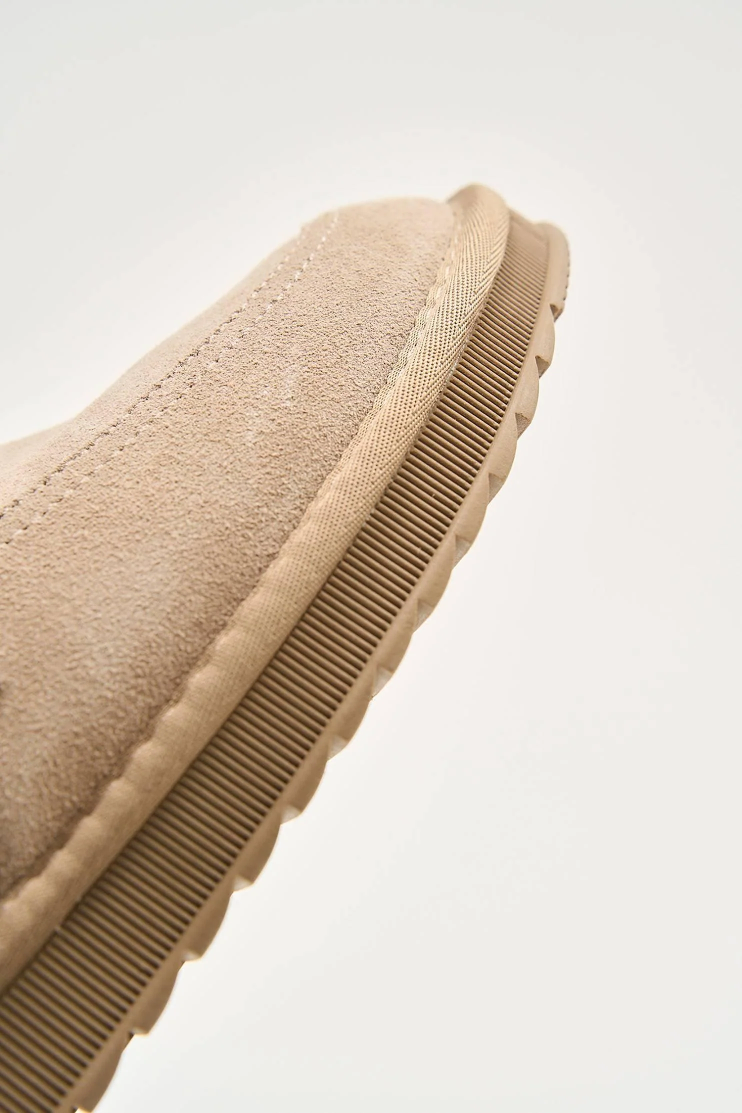Puff Buckle Beige - Image 10