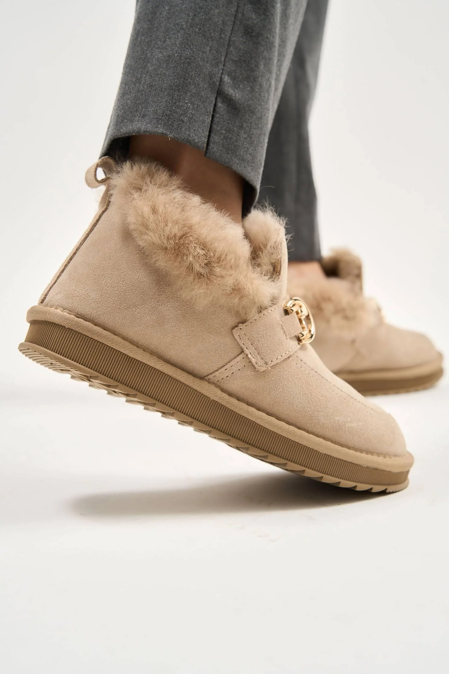 Puff Buckle Beige - Image 6