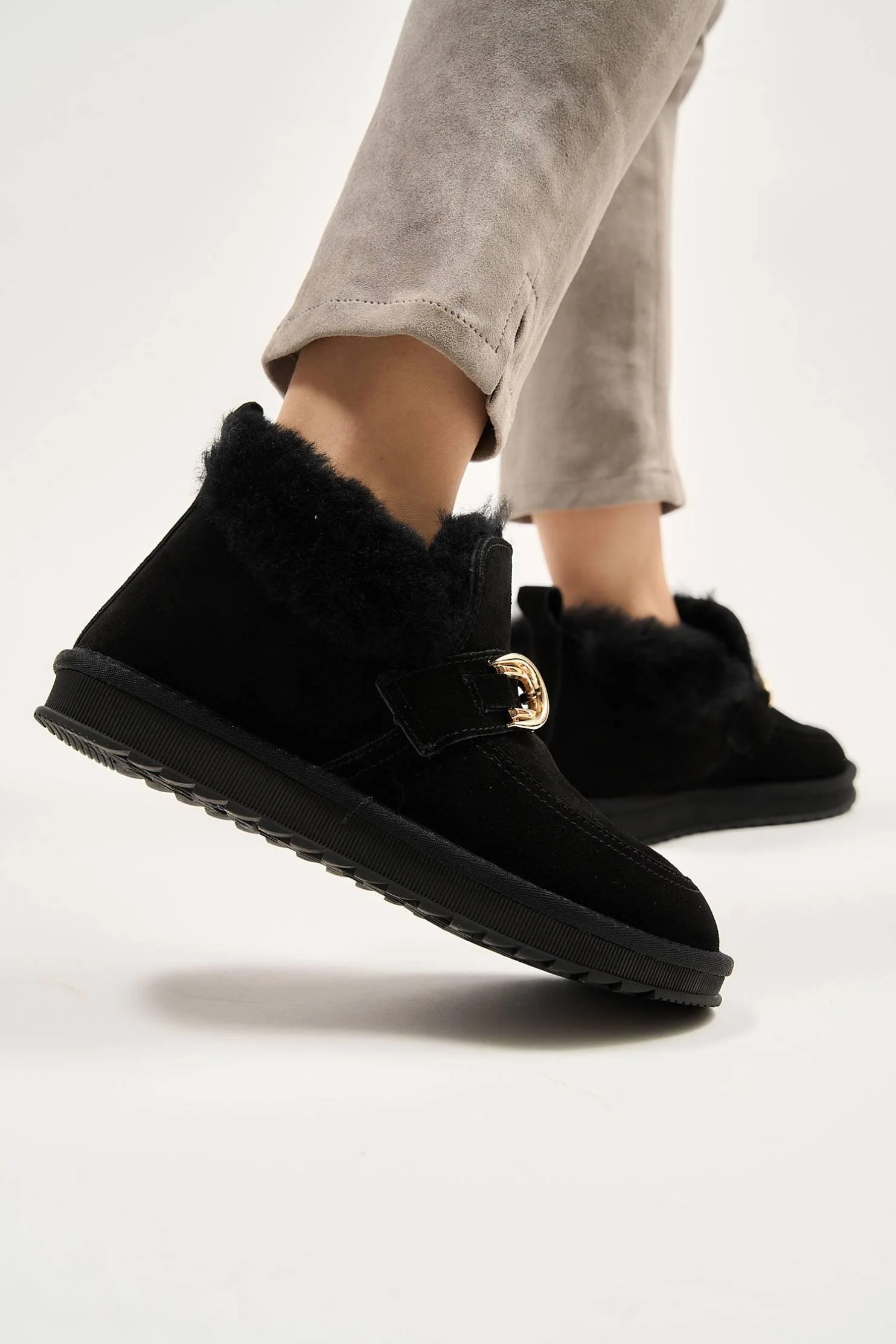Puff Buckle Black - Image 4