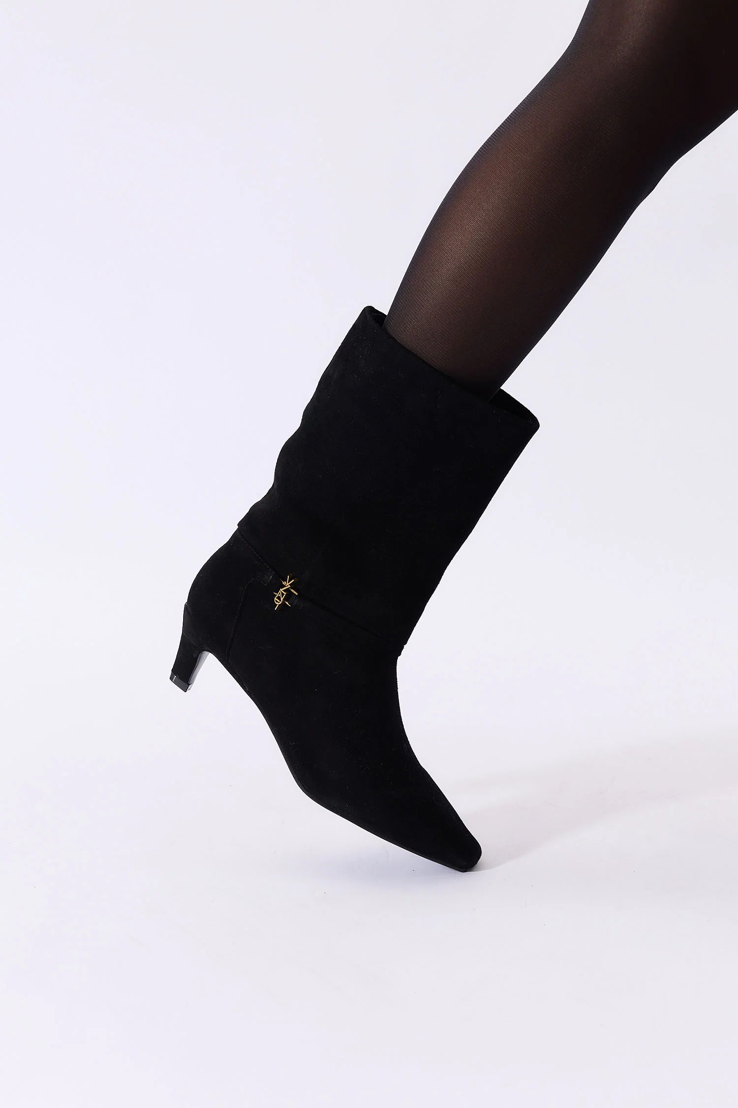Ramaris Black - Image 8