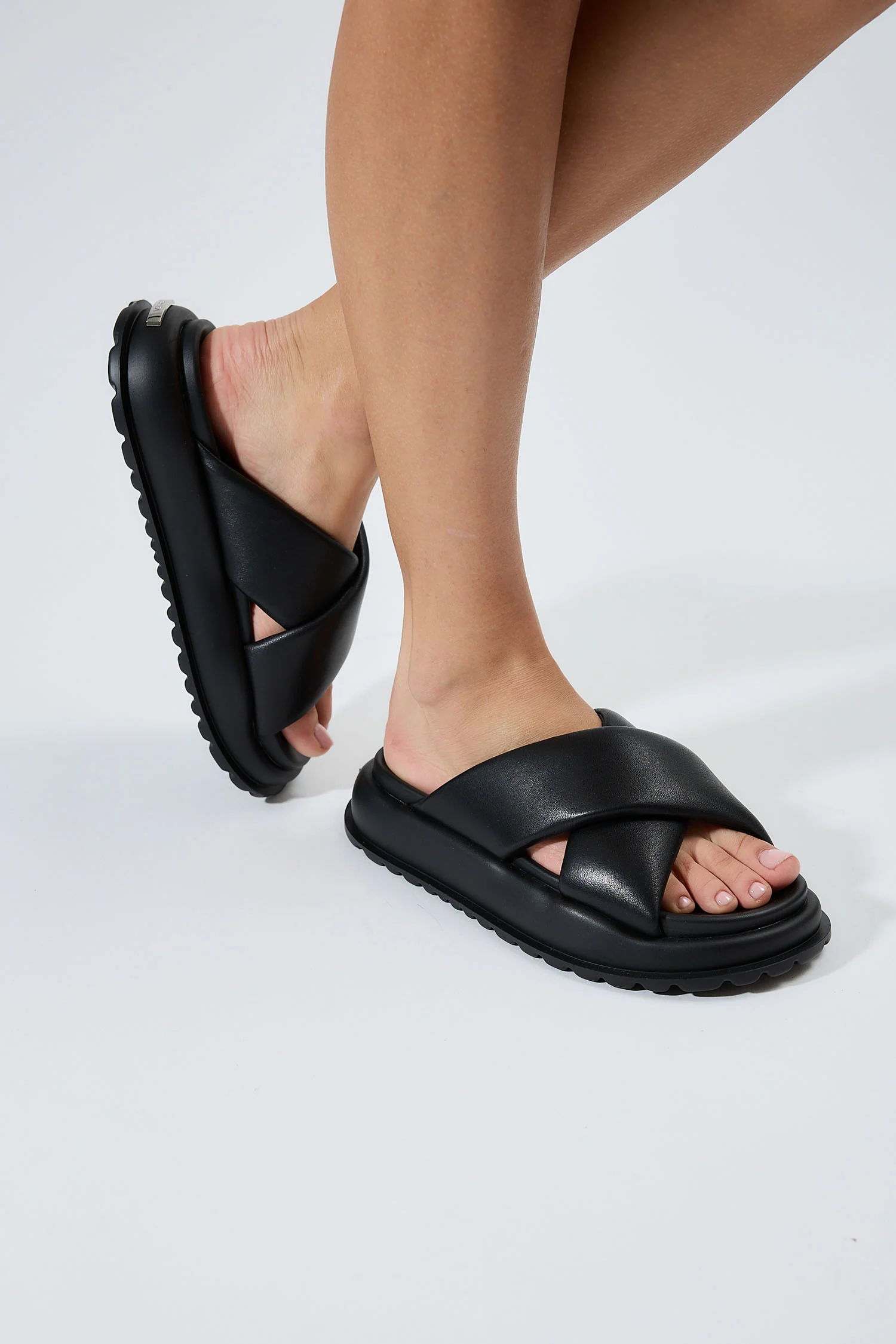 Ramona Black - Image 15