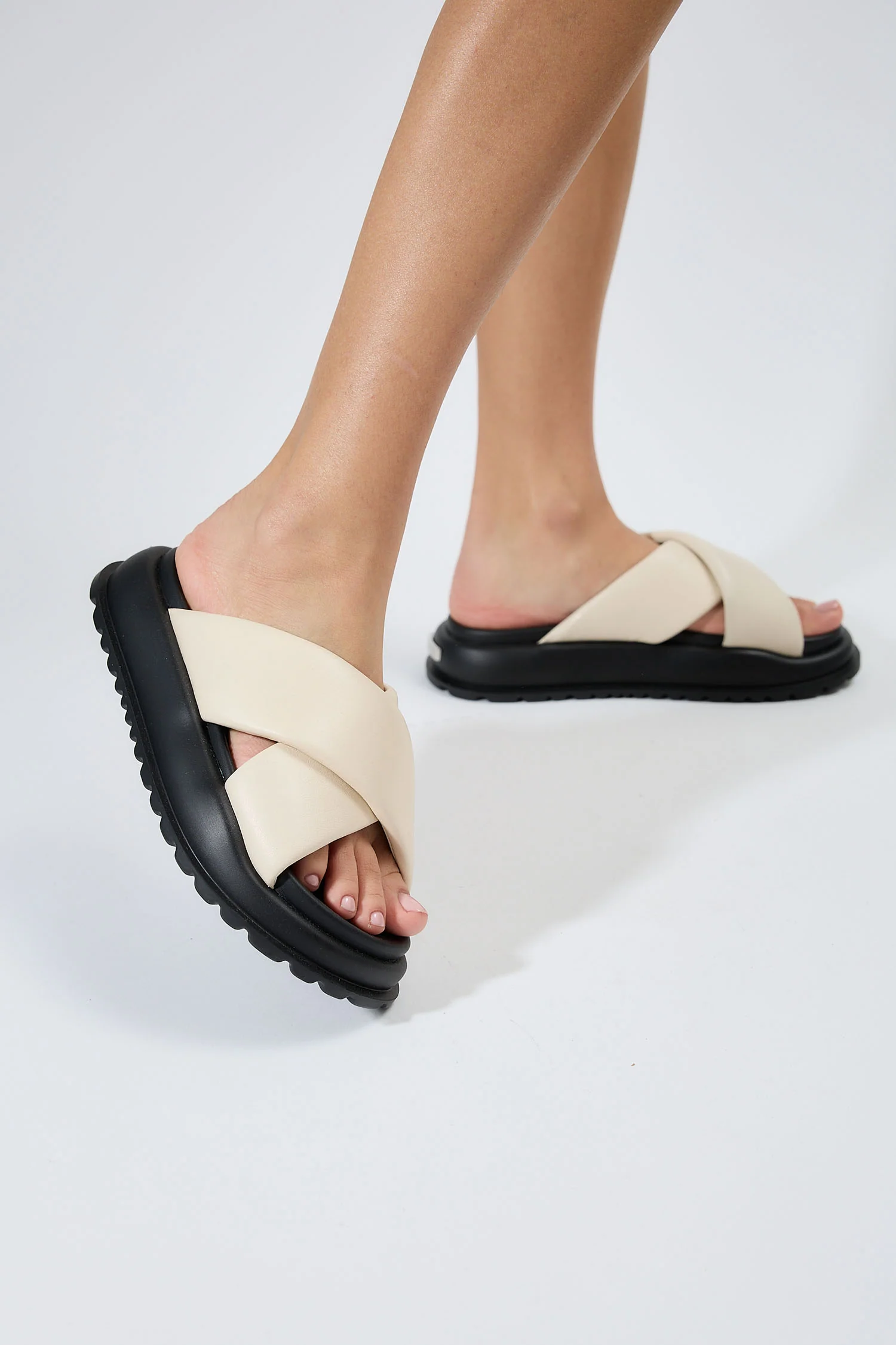 Ramona Milk - Image 10