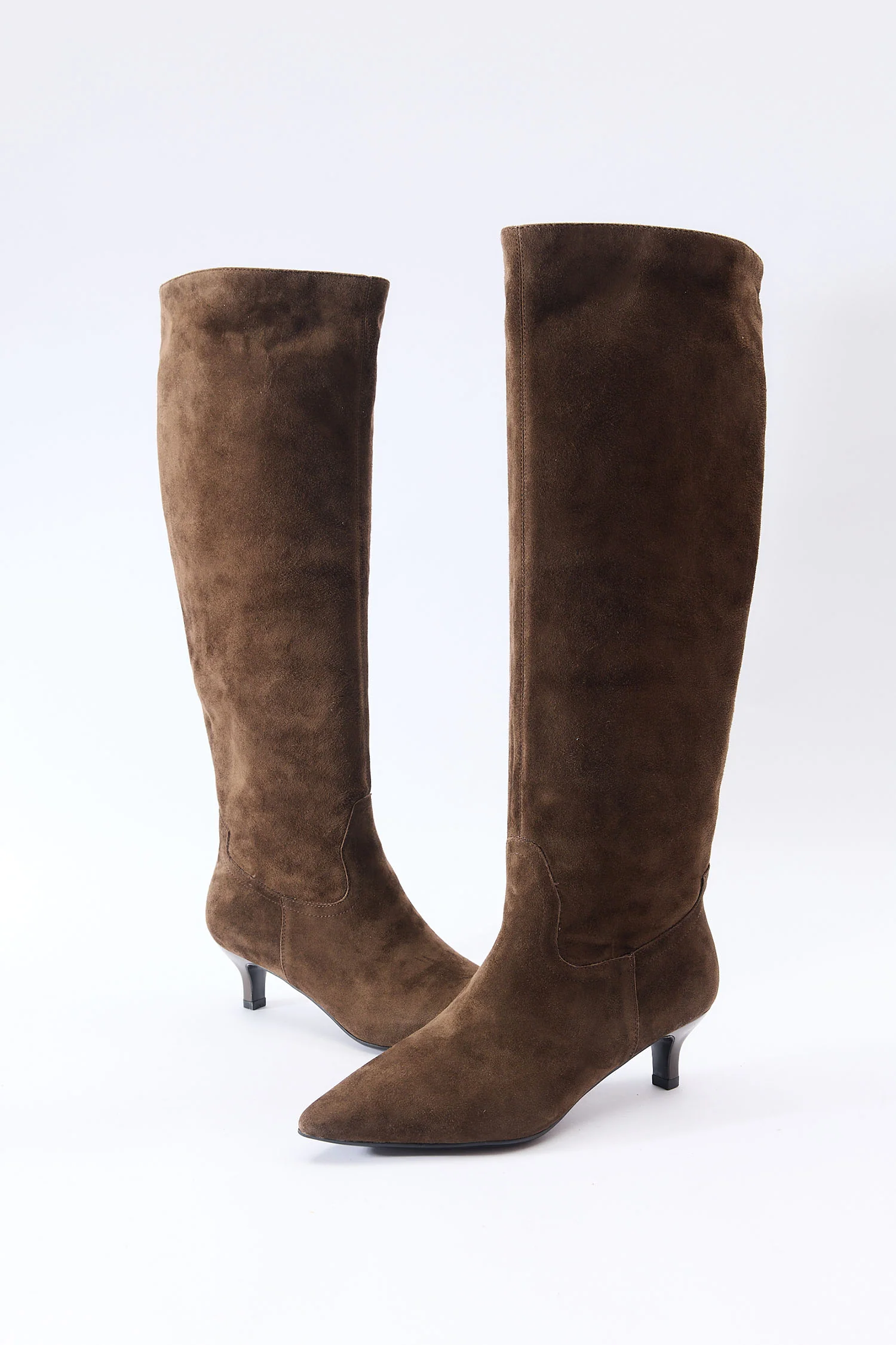Rasile Brown - Image 4