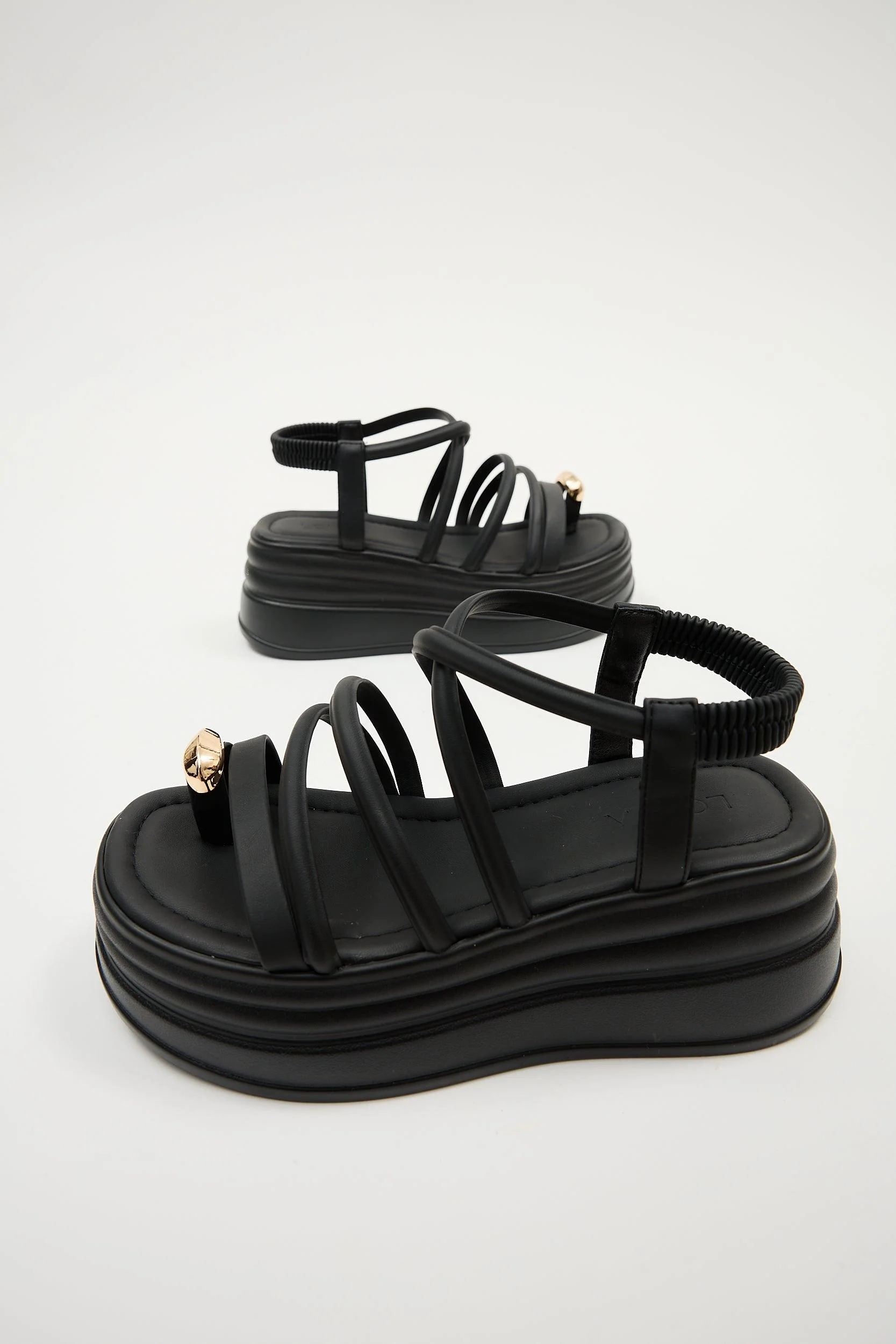 Rosa Black - Image 11