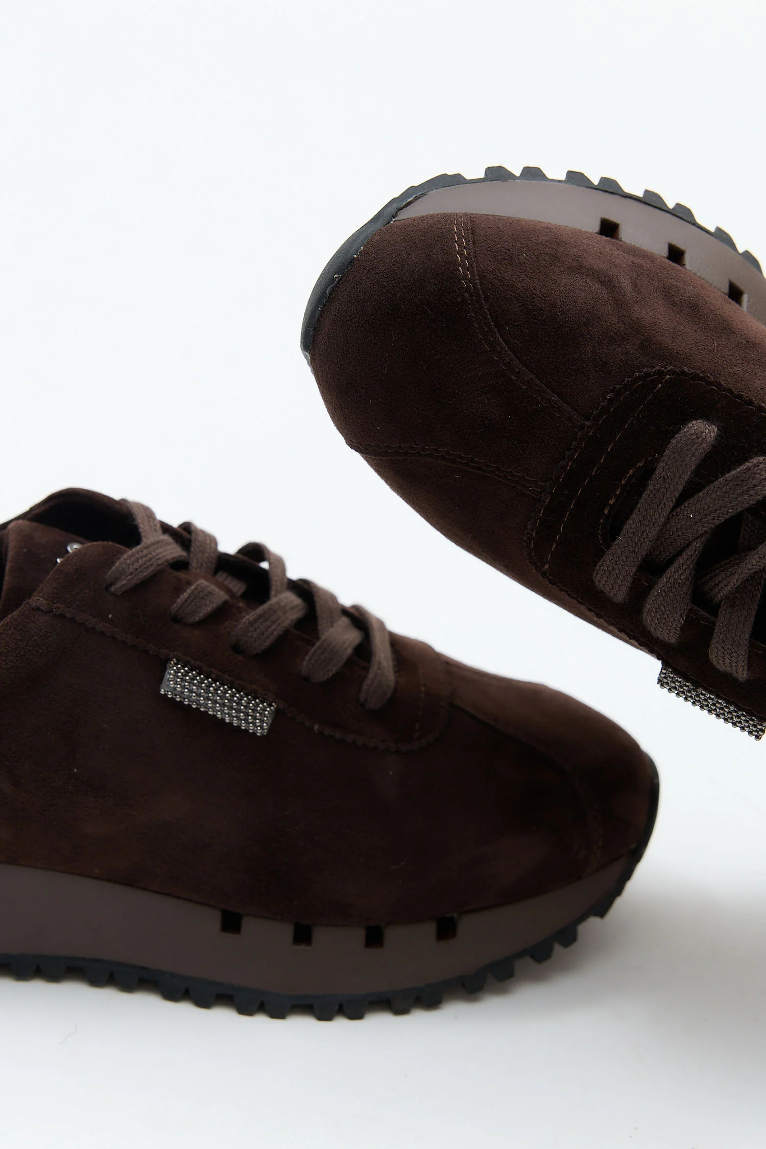 Roswyn Brown - Image 6