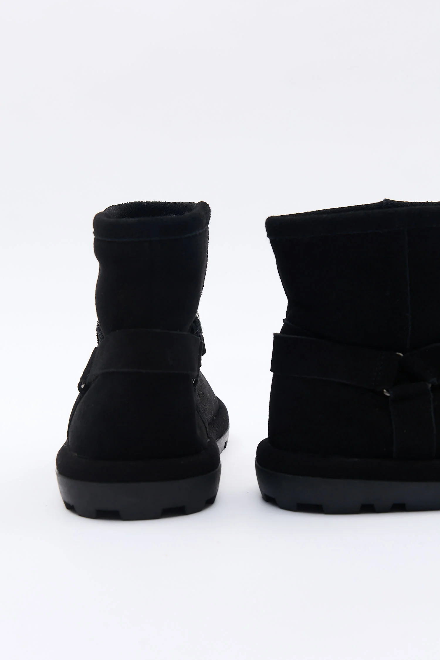 Rowelle Black - Image 4