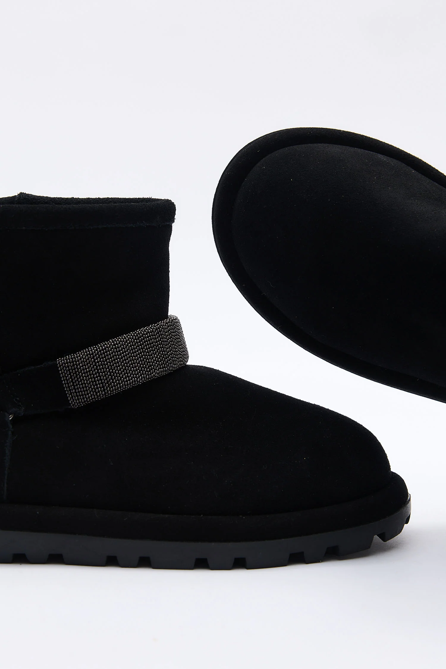 Rowelle Black - Image 5