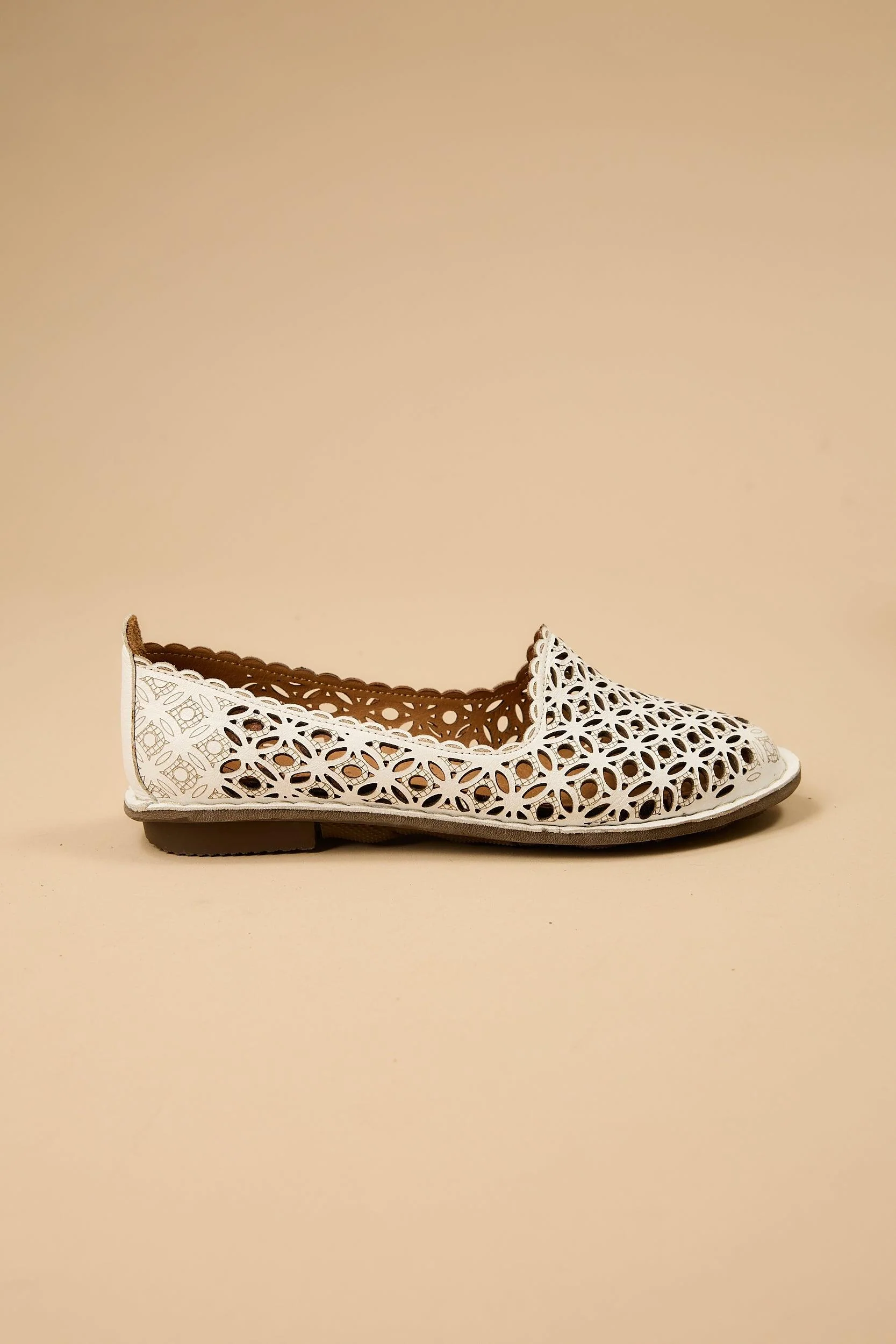 Serenade White - Image 8