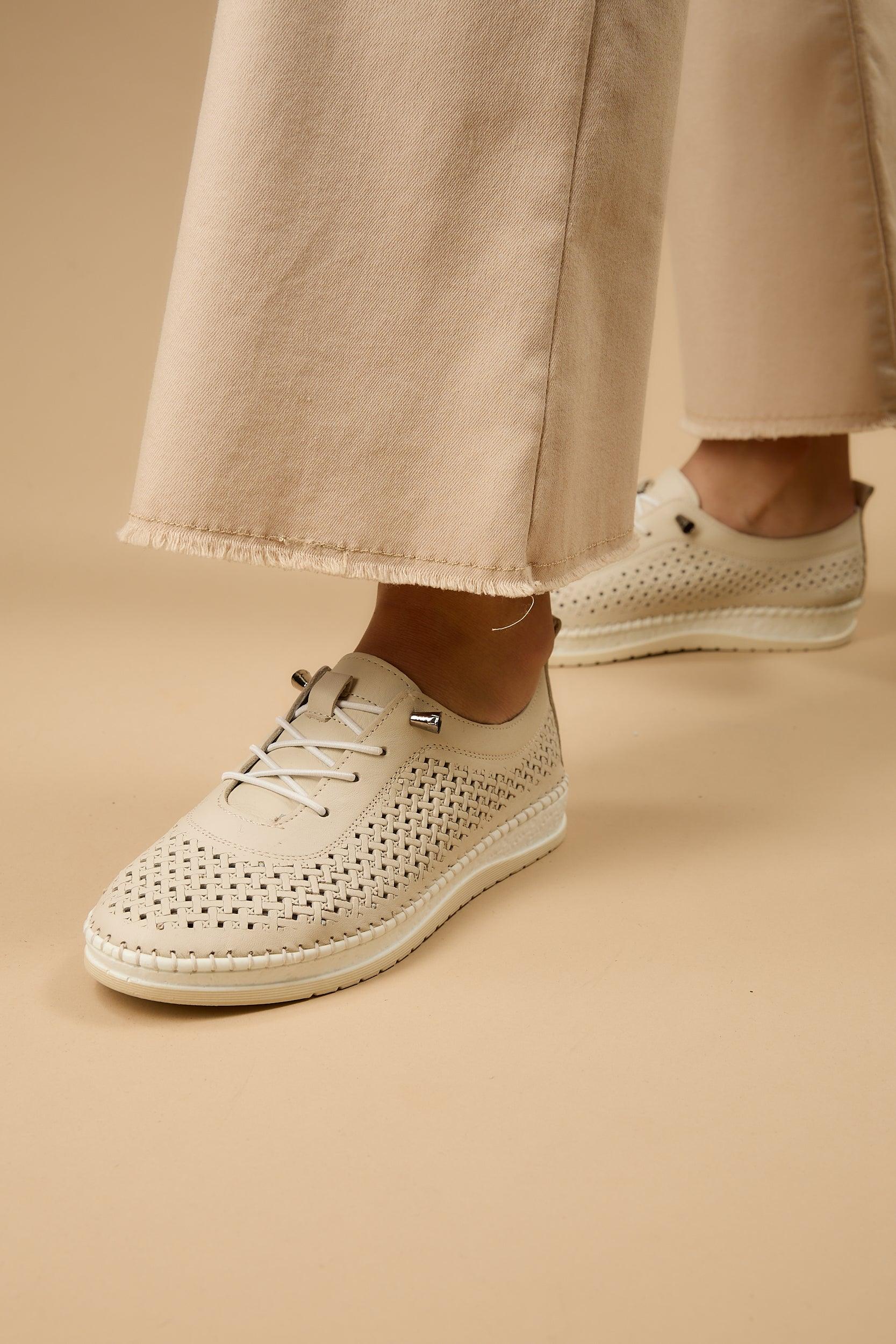 Shoella Beige - Image 4