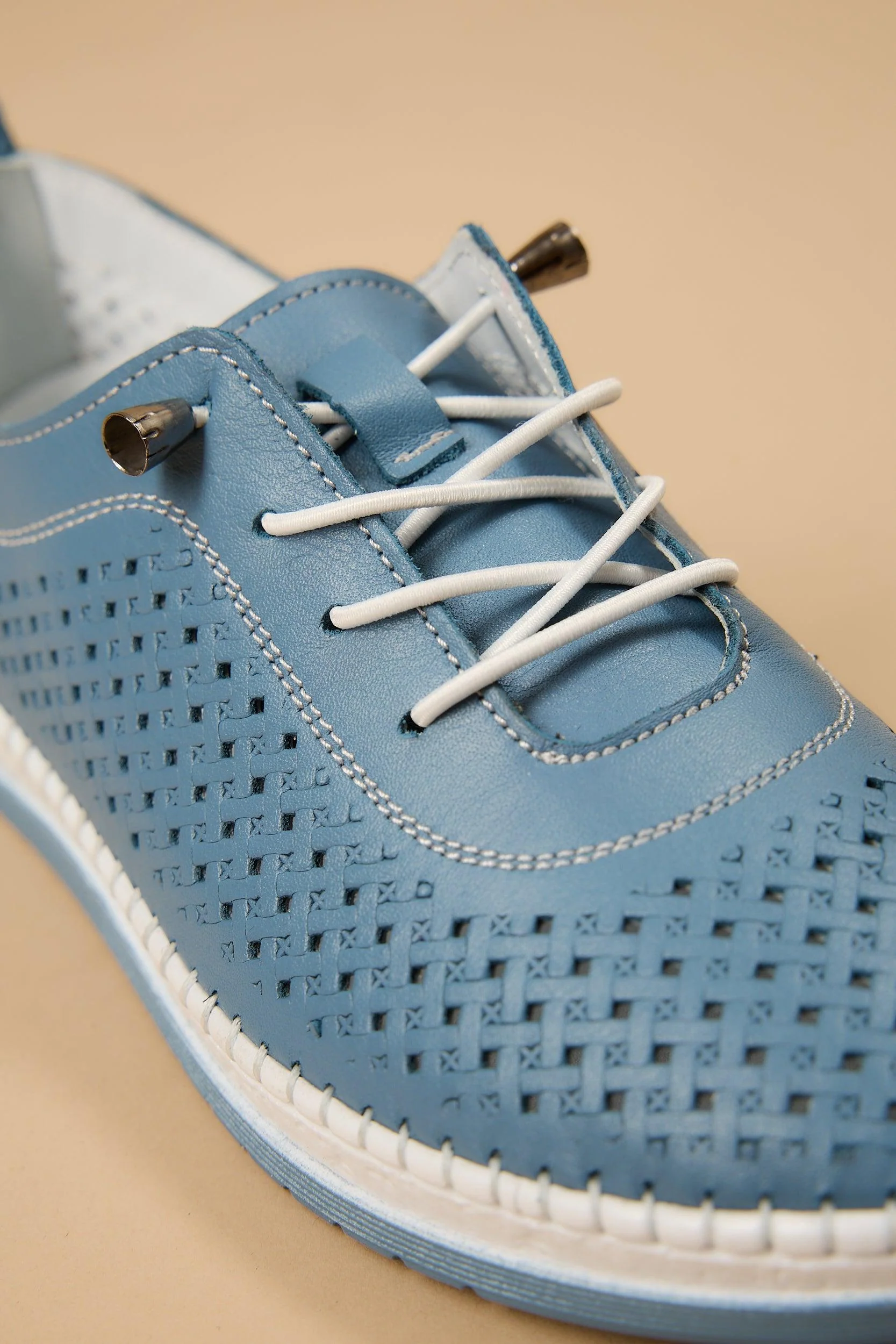Shoella Blue - Image 10