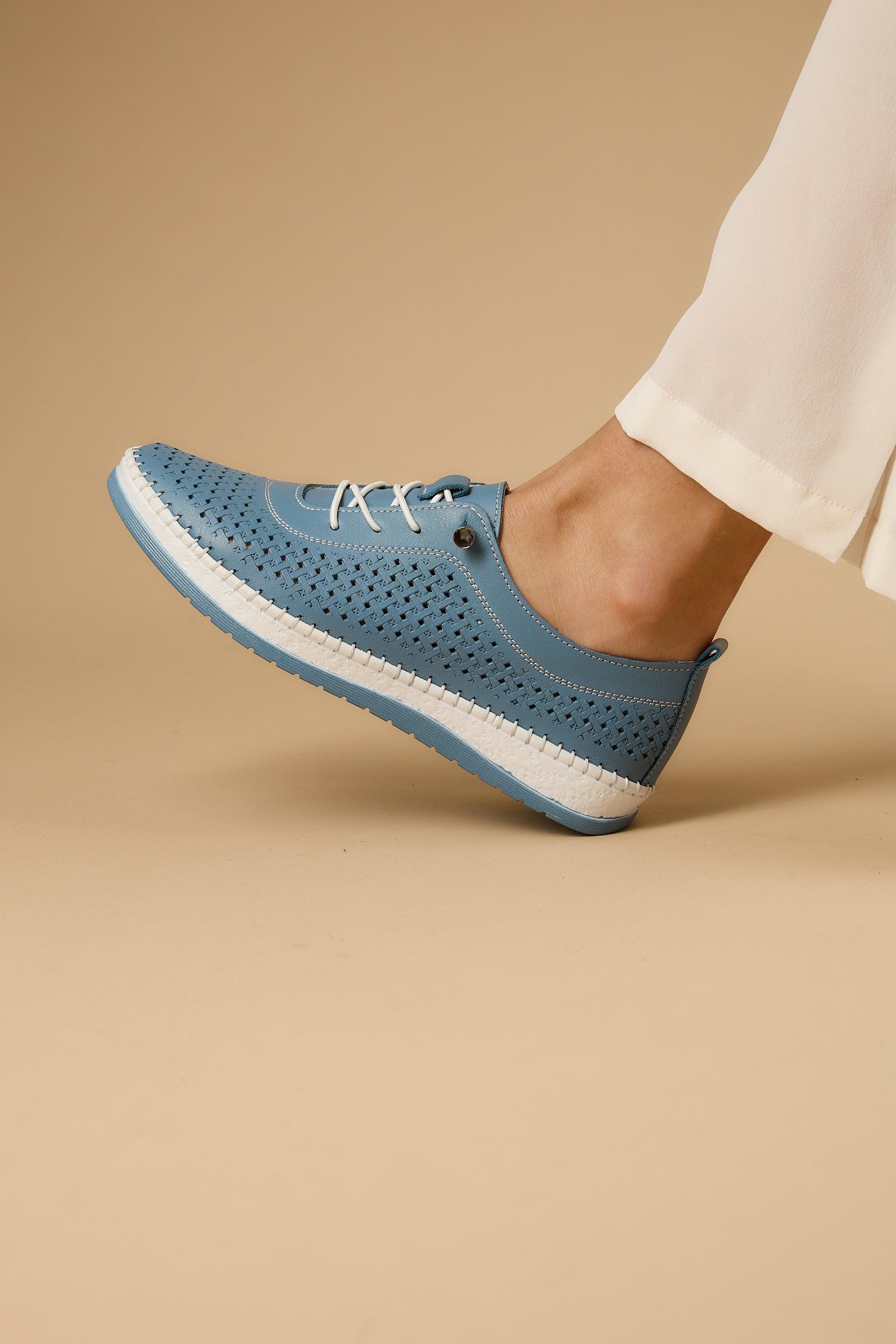 Shoella Blue - Image 7