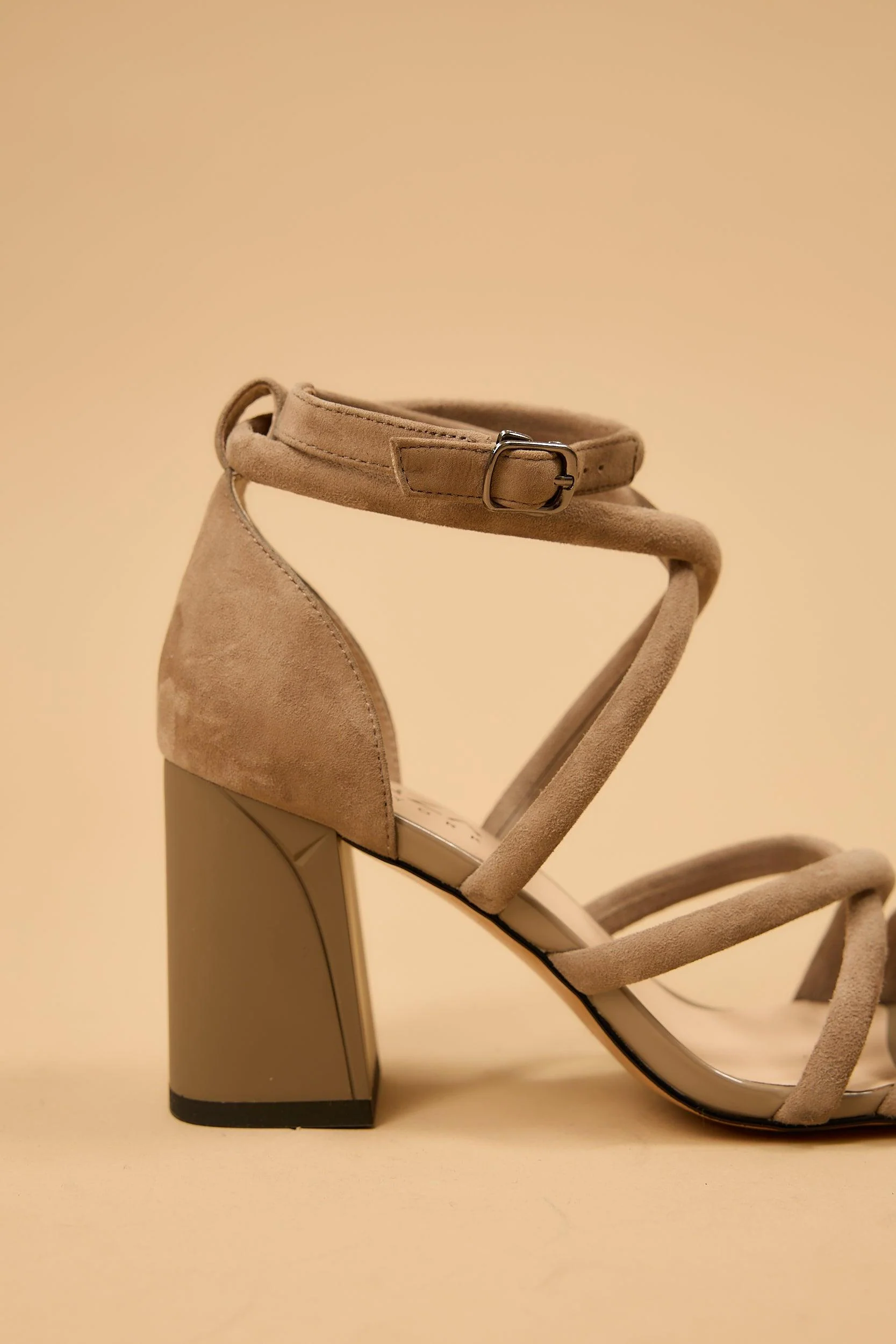 Chicsole - Image 8