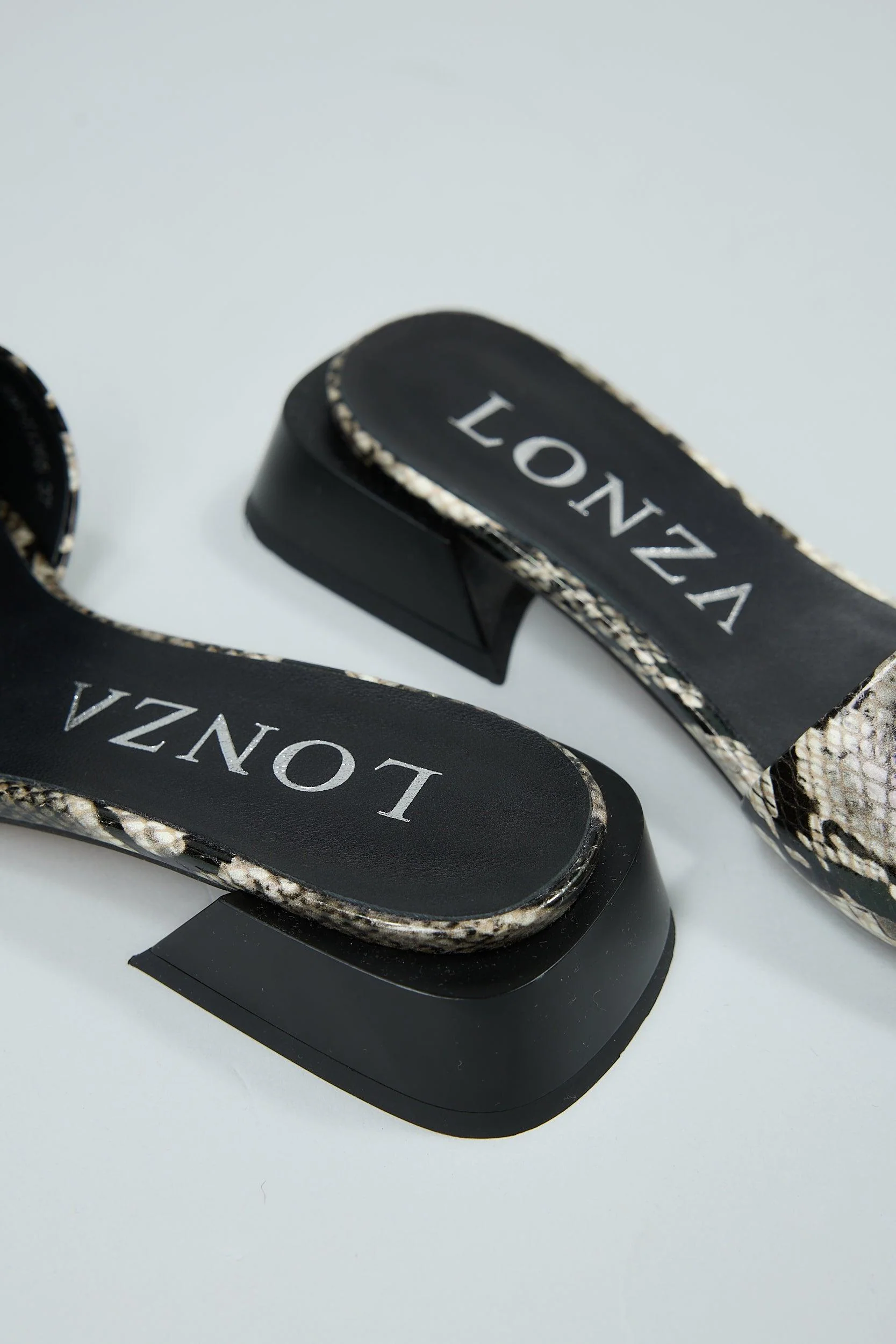 Snake Black - Image 11