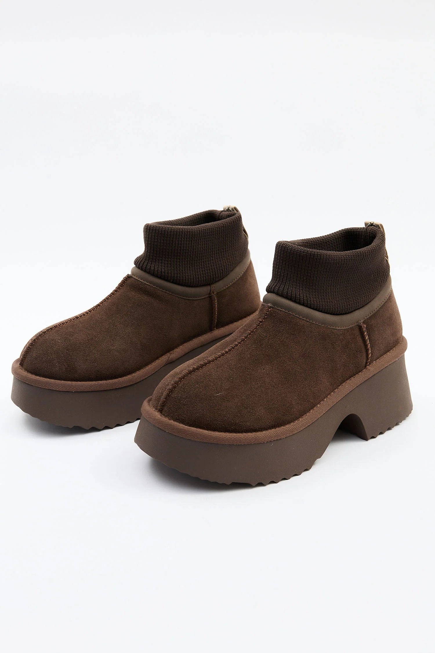 Sorrelle Brown - Image 4