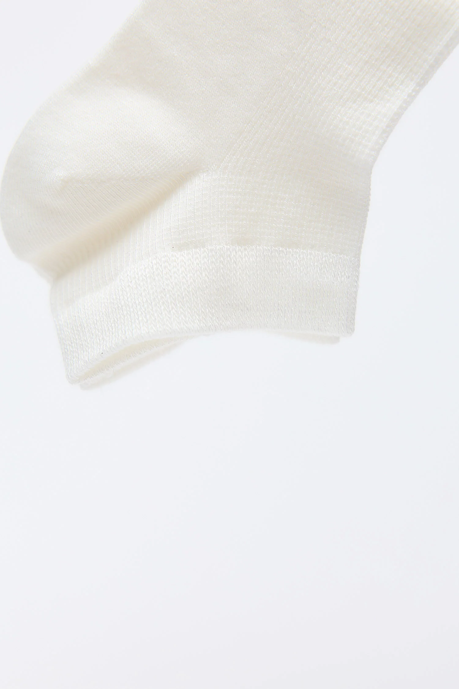 Stark White Premium Cotton Socks - Image 3