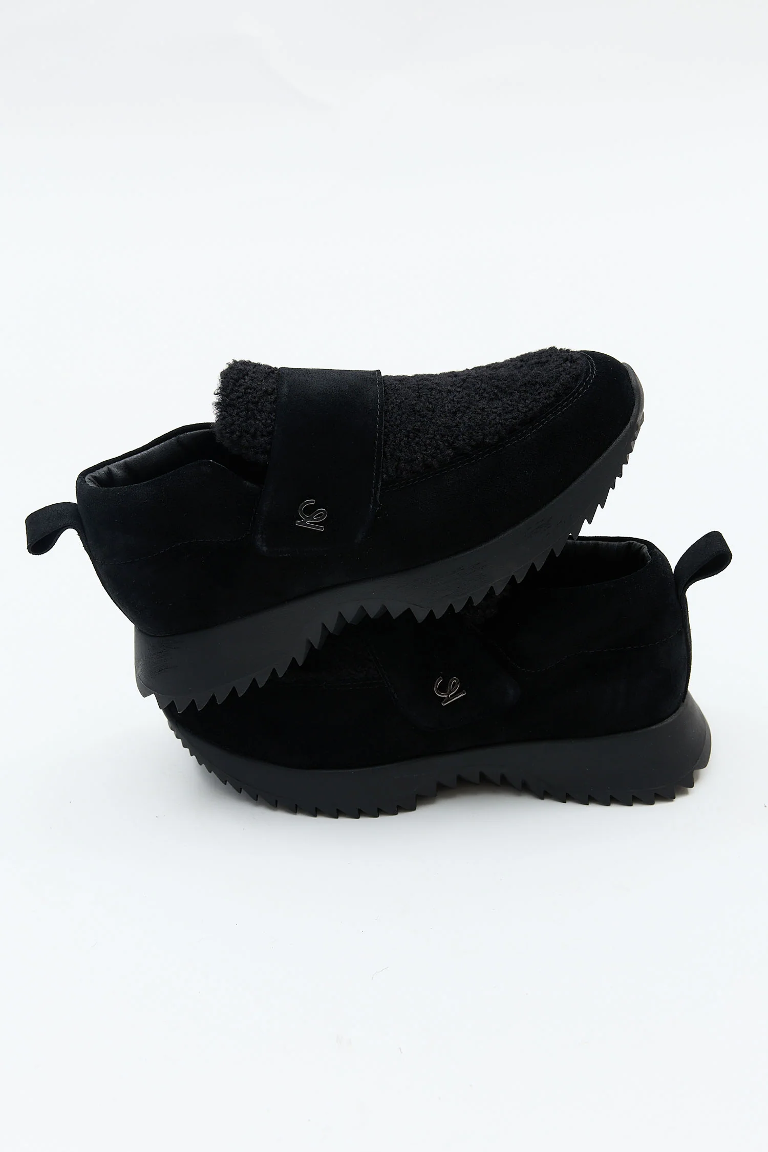 Valonne Black - Image 3