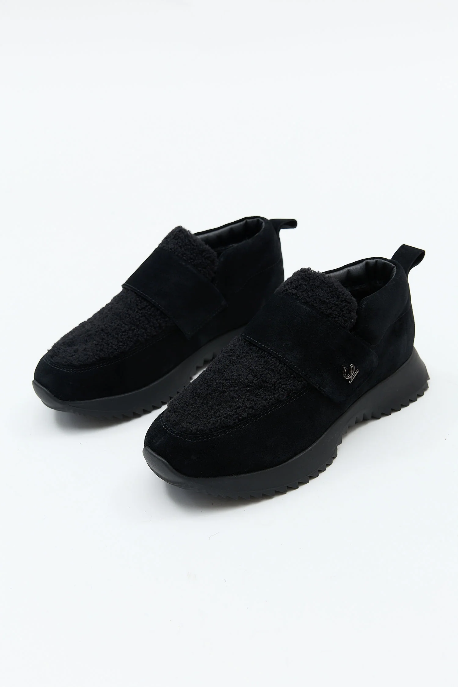 Valonne Black - Image 4