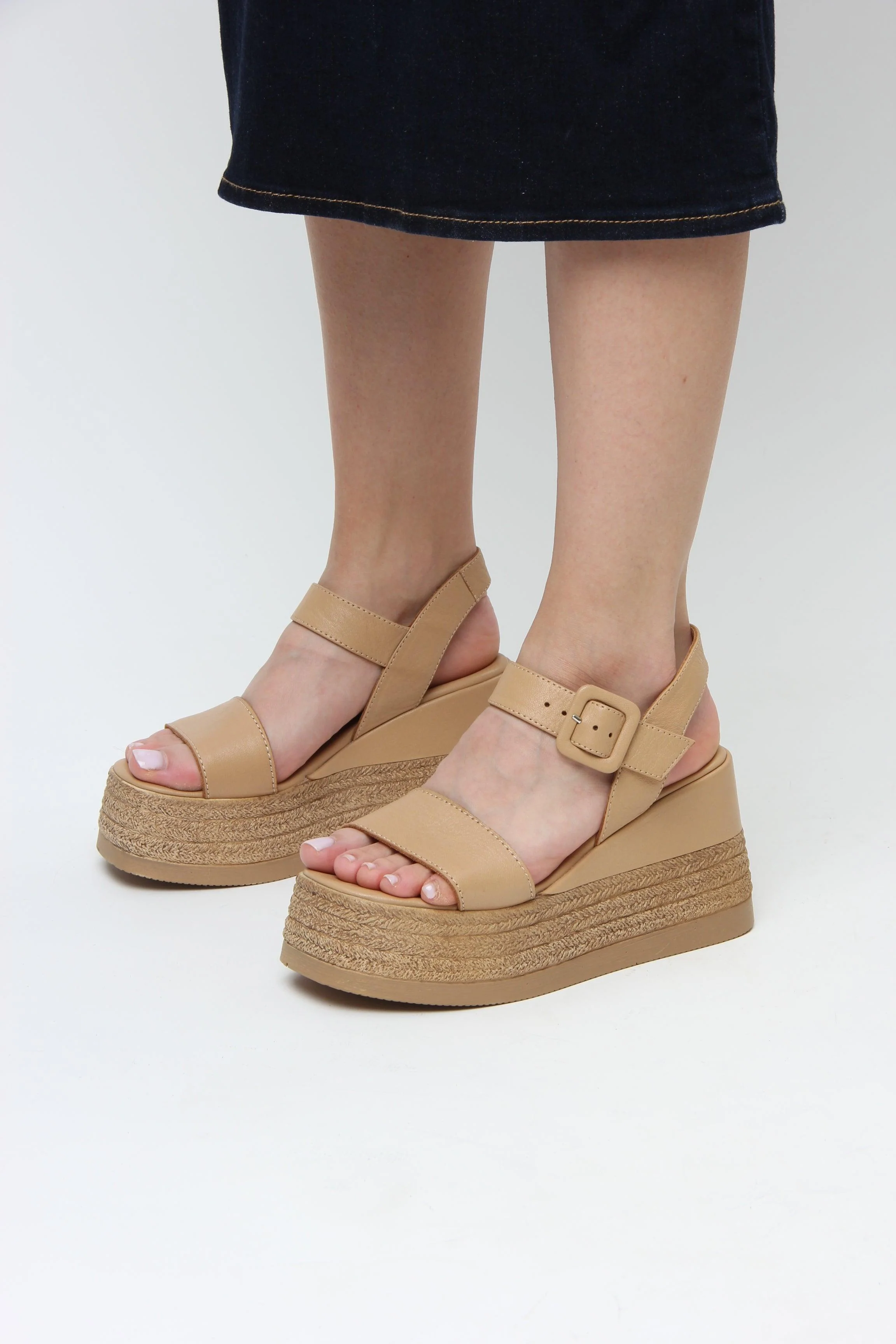 Venetia Beige - Image 4