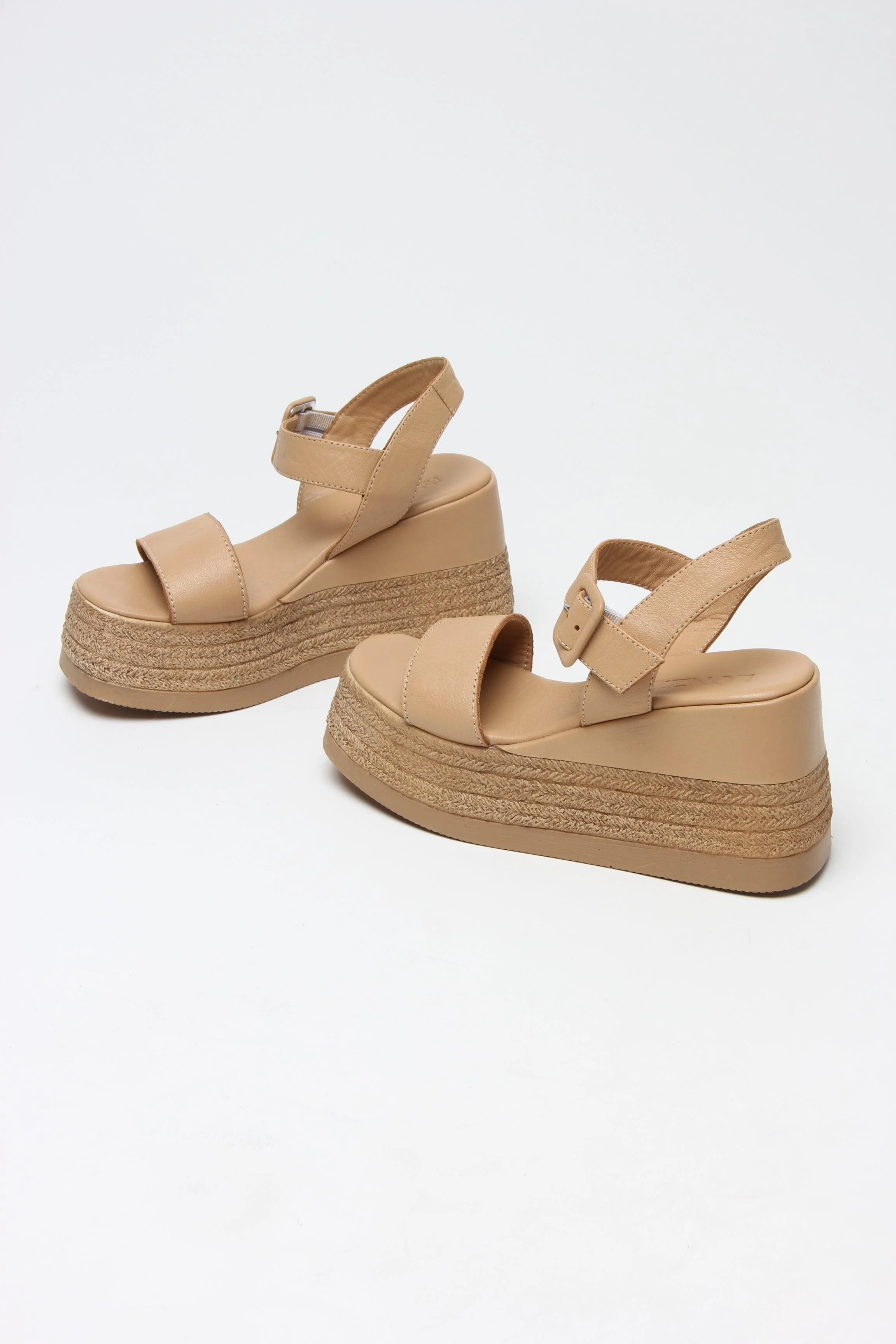Venetia Beige - Image 7