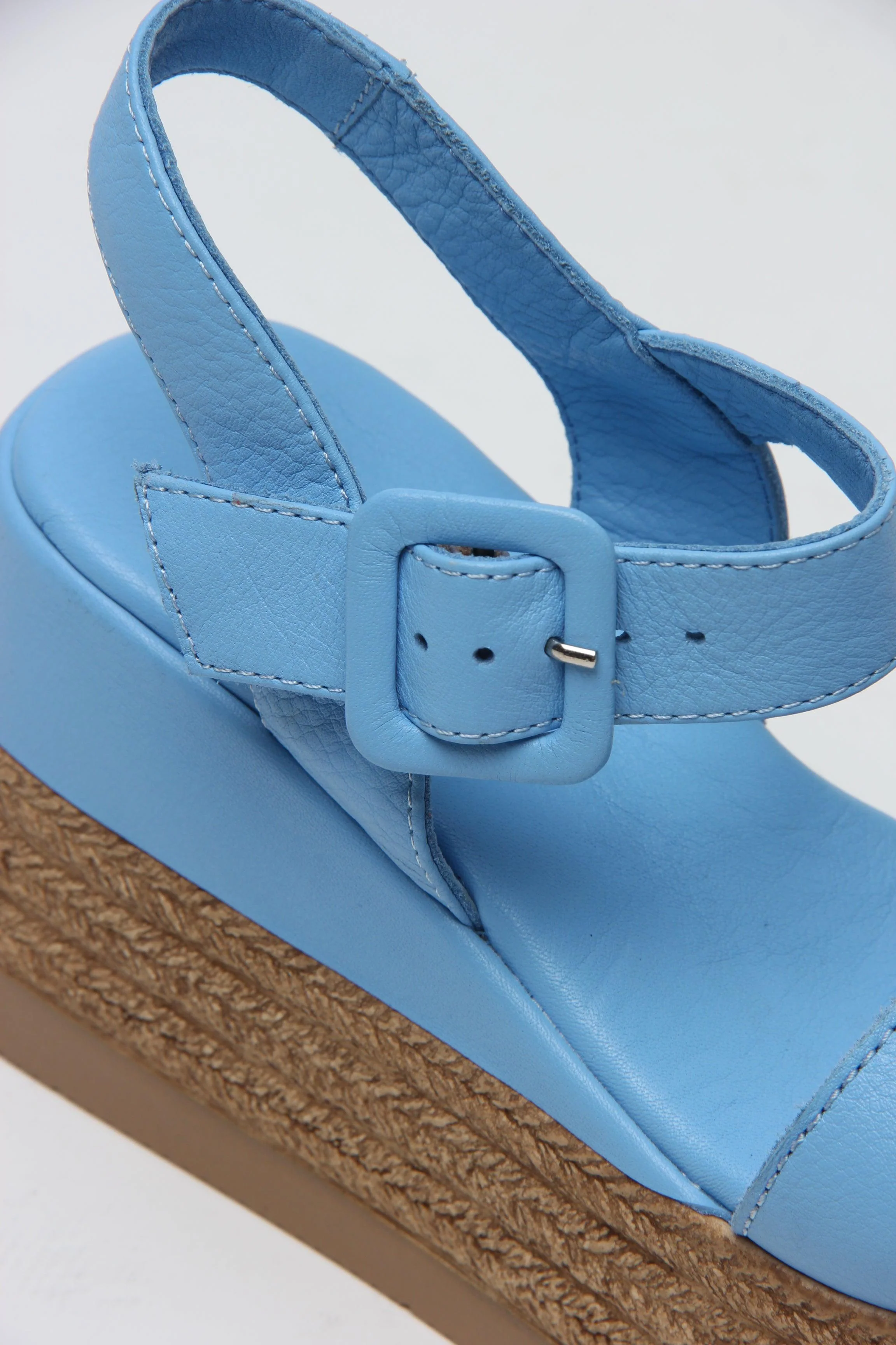 Venetia Blue - Image 5