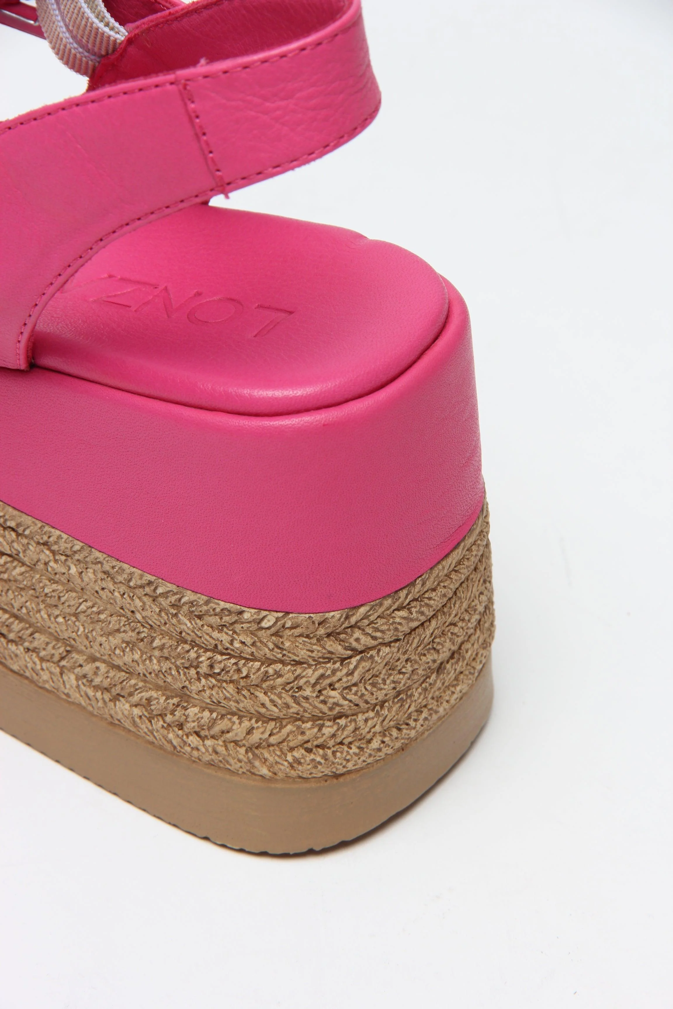 Venetia Fuchsia - Image 9