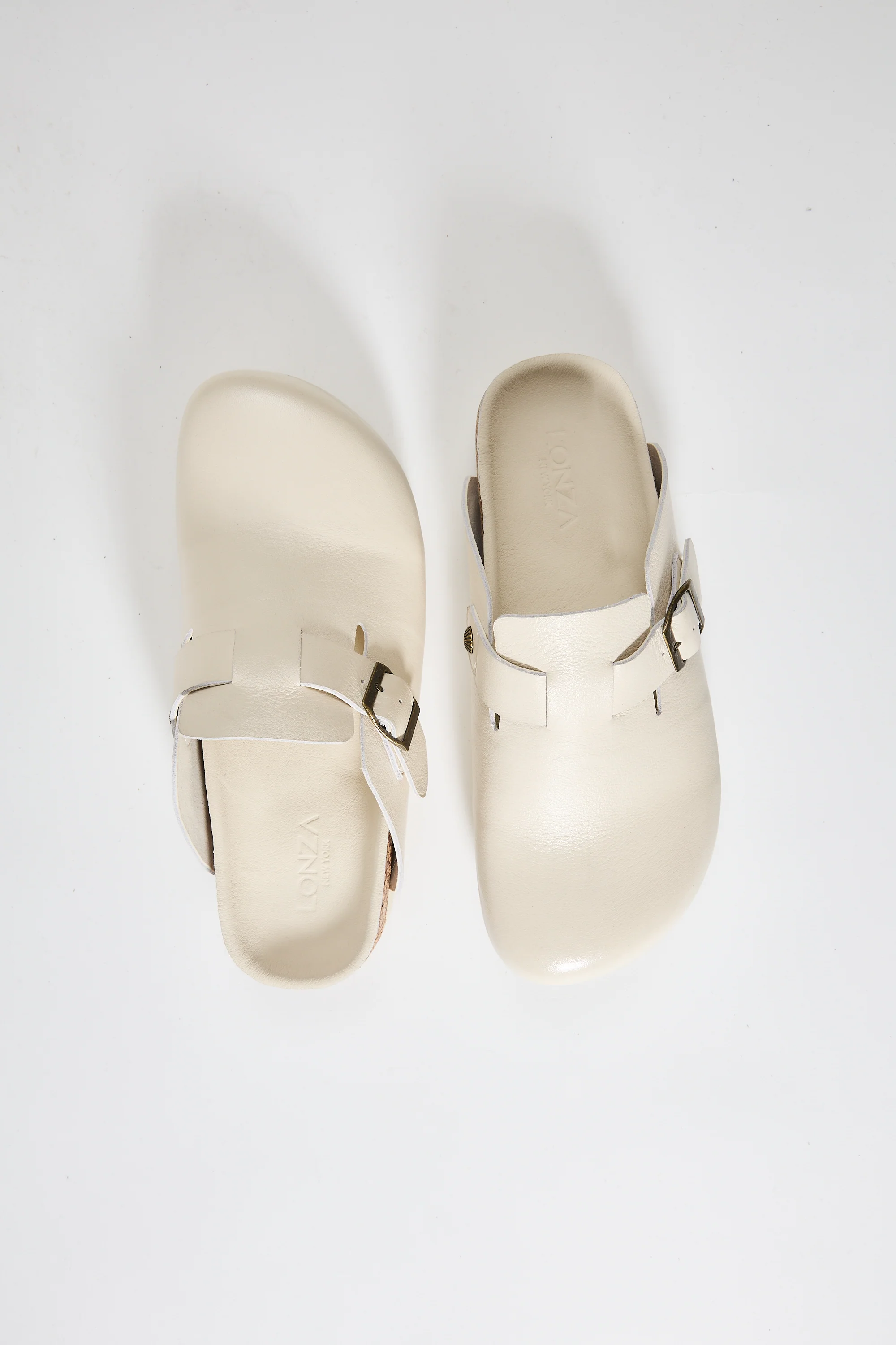 Voula White - Image 10