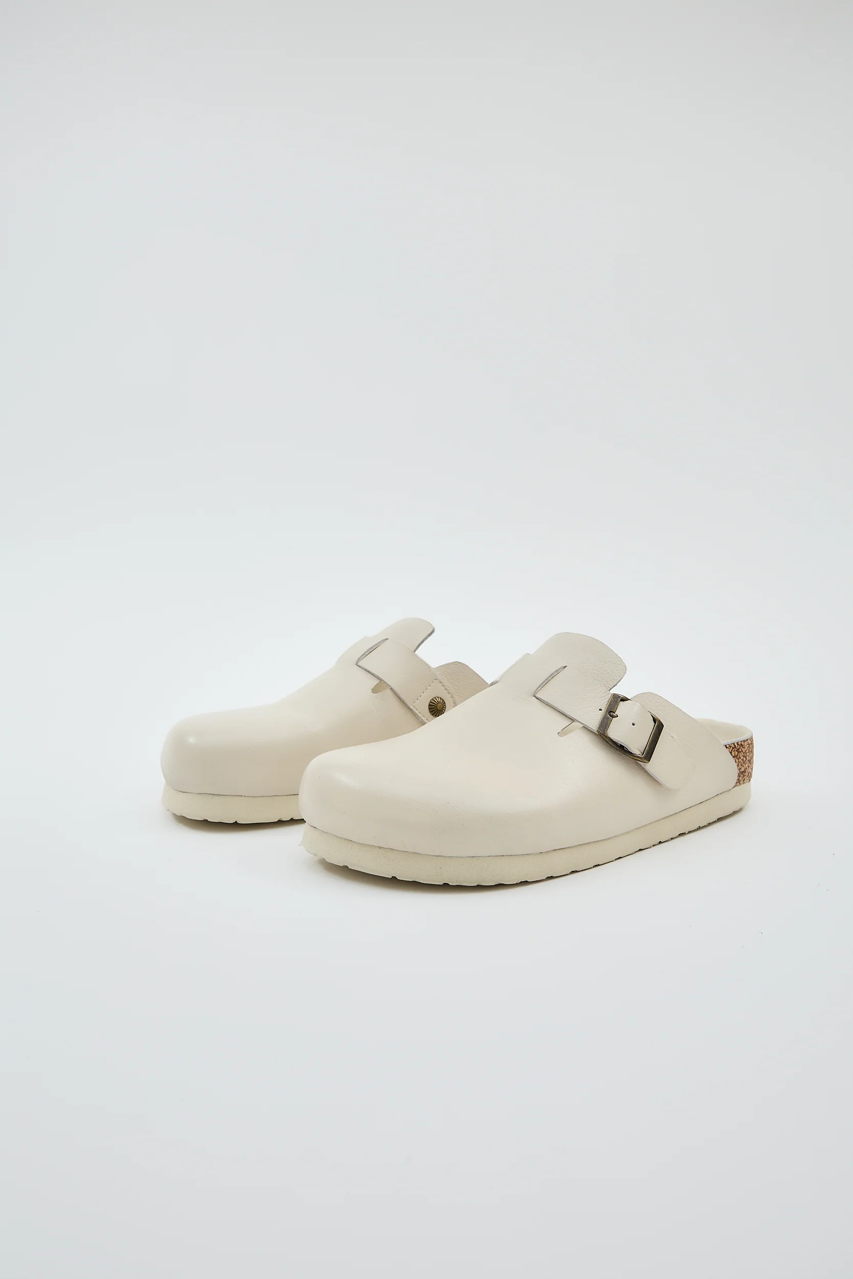 Voula White - Image 2