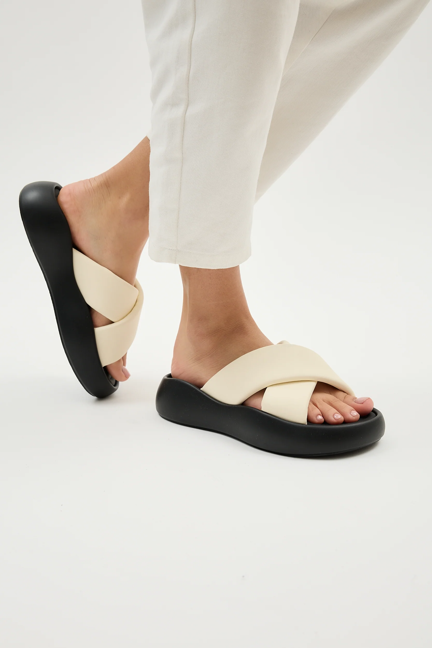 Whitney Milk - Image 9